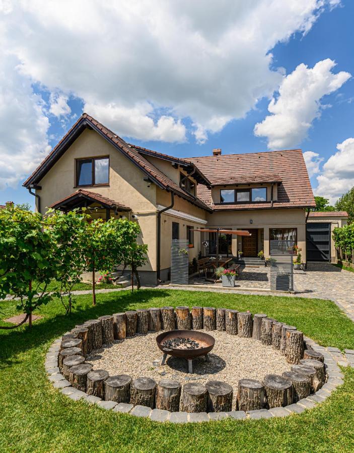 The Good House - Harman Bed & Breakfast ภายนอก รูปภาพ